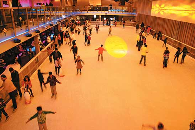 ICE Skating Rinks in Delhi NCR | Gurgaon | Kirti Nagar