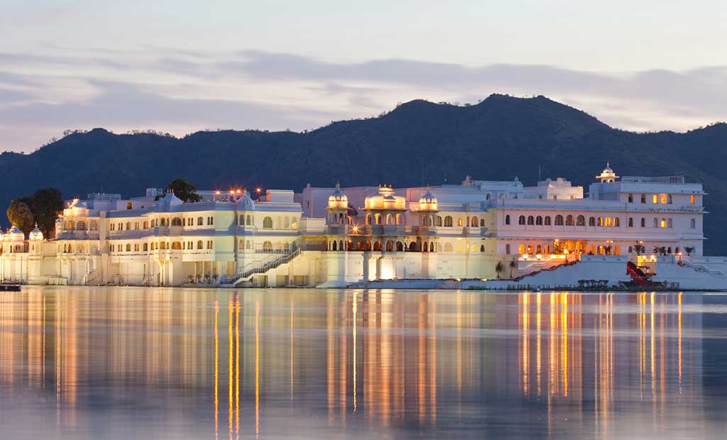 Top 10 Best Places to Visit in Udaipur | Tourist Attractions in Udaipur