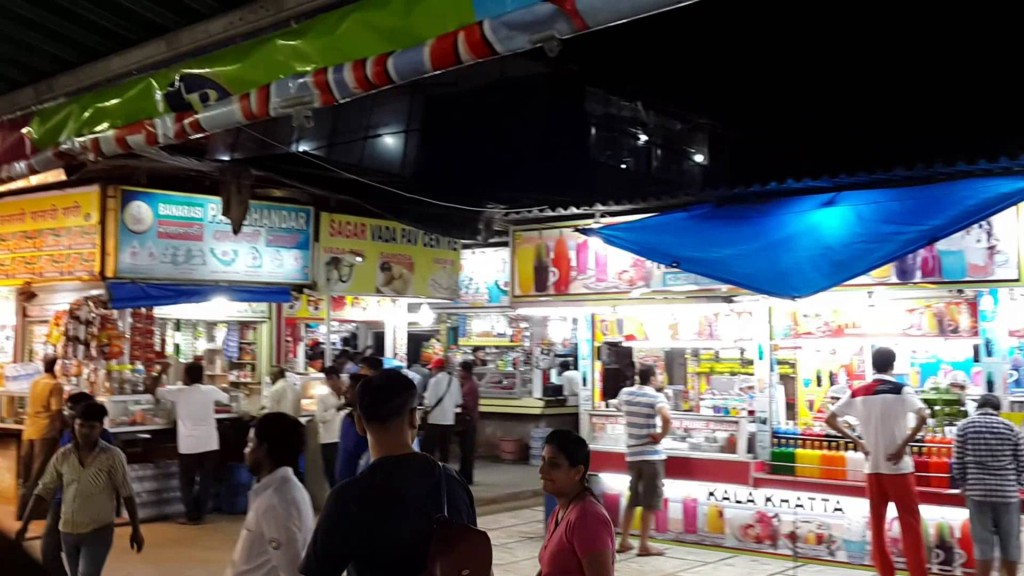Food Stalls at Juhu Beach
