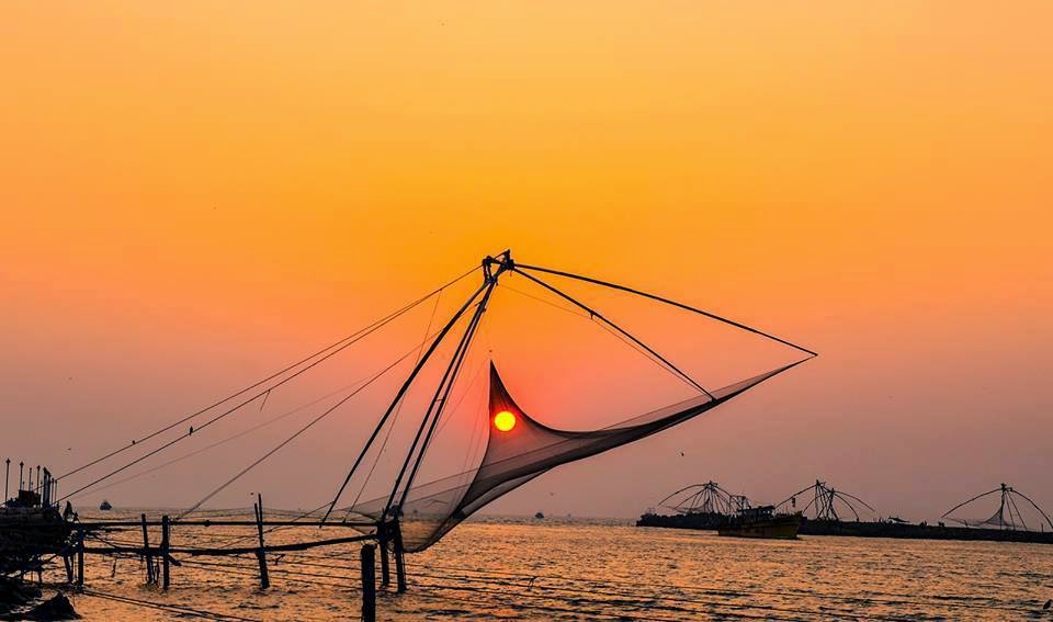 Witness the magnificence of the Chinese Fishing Nets