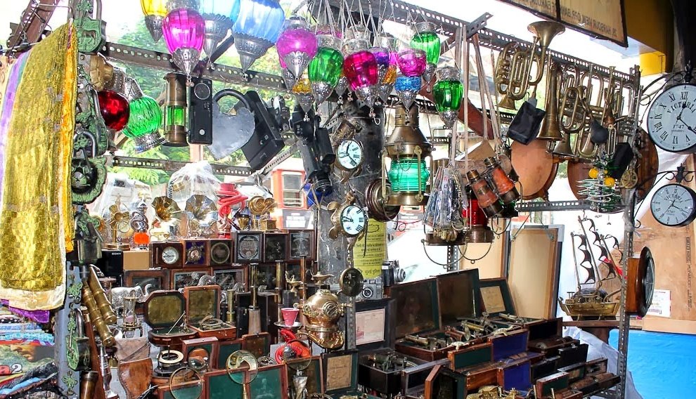 Lamps at Chor Bazaar, Mumbai