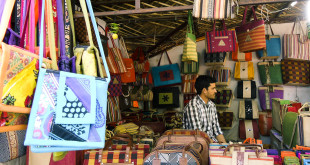 Markets in Delhi that are Open on Sundays