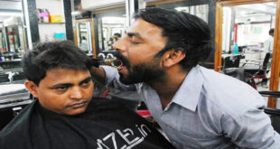 Ansar Ahmad - India's only Mouth Barber