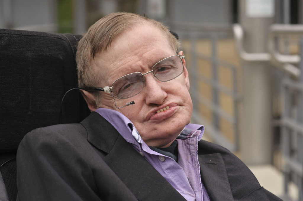Stephen Hawkings’ voice to be aired on space